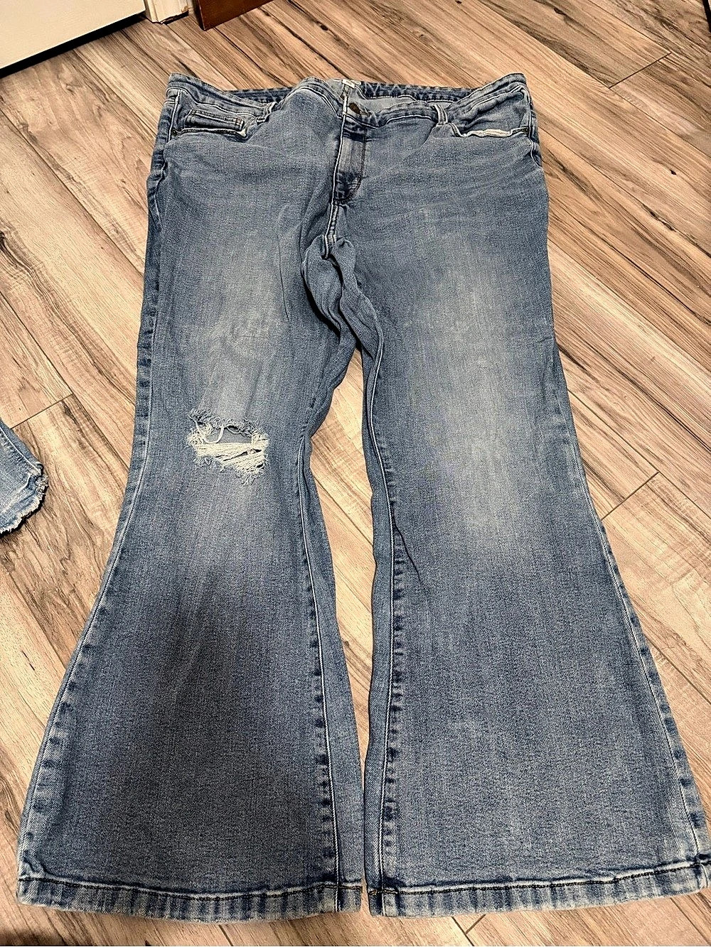 Ava & Viv High-Rise Flare Jeans Blue Waist 26W